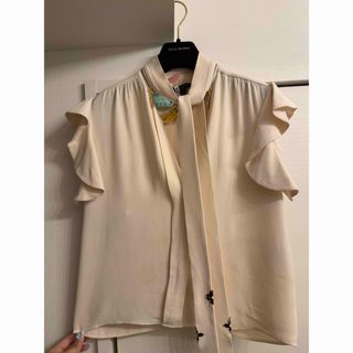 LOUIS VUITTON - ヴィトン ブラウス 美品 の通販 by shop LOUIS VUITTON - ヴィトン ブラウス 美品 の通販 by shop