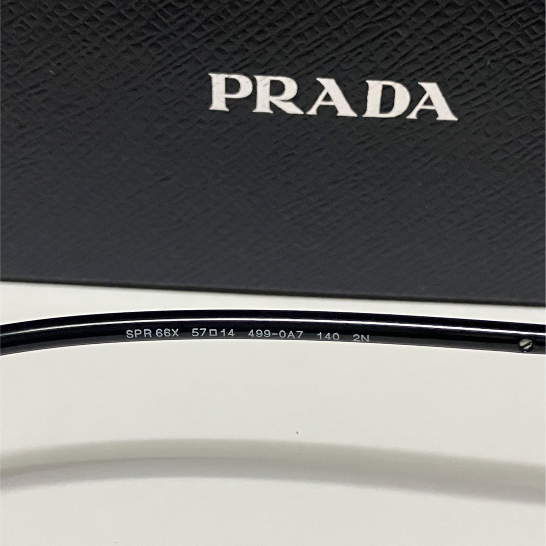 PRADA - PRADA アビエーター ティアドロップ サングラス メタル PRADA - PRADA アビエーター ティアドロップ サングラス メタル