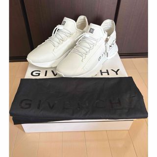 GIVENCHY(スニーカー)のフリマアイテム一覧 GIVENCHY(スニーカー)のフリマアイテム一覧