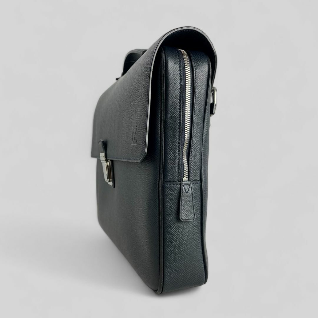 LOUIS VUITTON - ほぼ未使用□ルイヴィトン□ タイガ ヴァシリPM LOUIS VUITTON - ほぼ未使用□ルイヴィトン□ タイガ ヴァシリPM