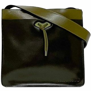 MIU MIU(ショルダーバッグ ・ ブラウン/茶色系)のフリマ MIU MIU(ショルダーバッグ ・ ブラウン/茶色系)のフリマ