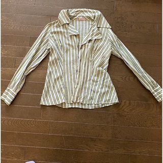 GUCCI(シャツ/ブラウス(長袖/七分))のフリマアイテム一覧 GUCCI(シャツ/ブラウス(長袖/七分))のフリマアイテム一覧