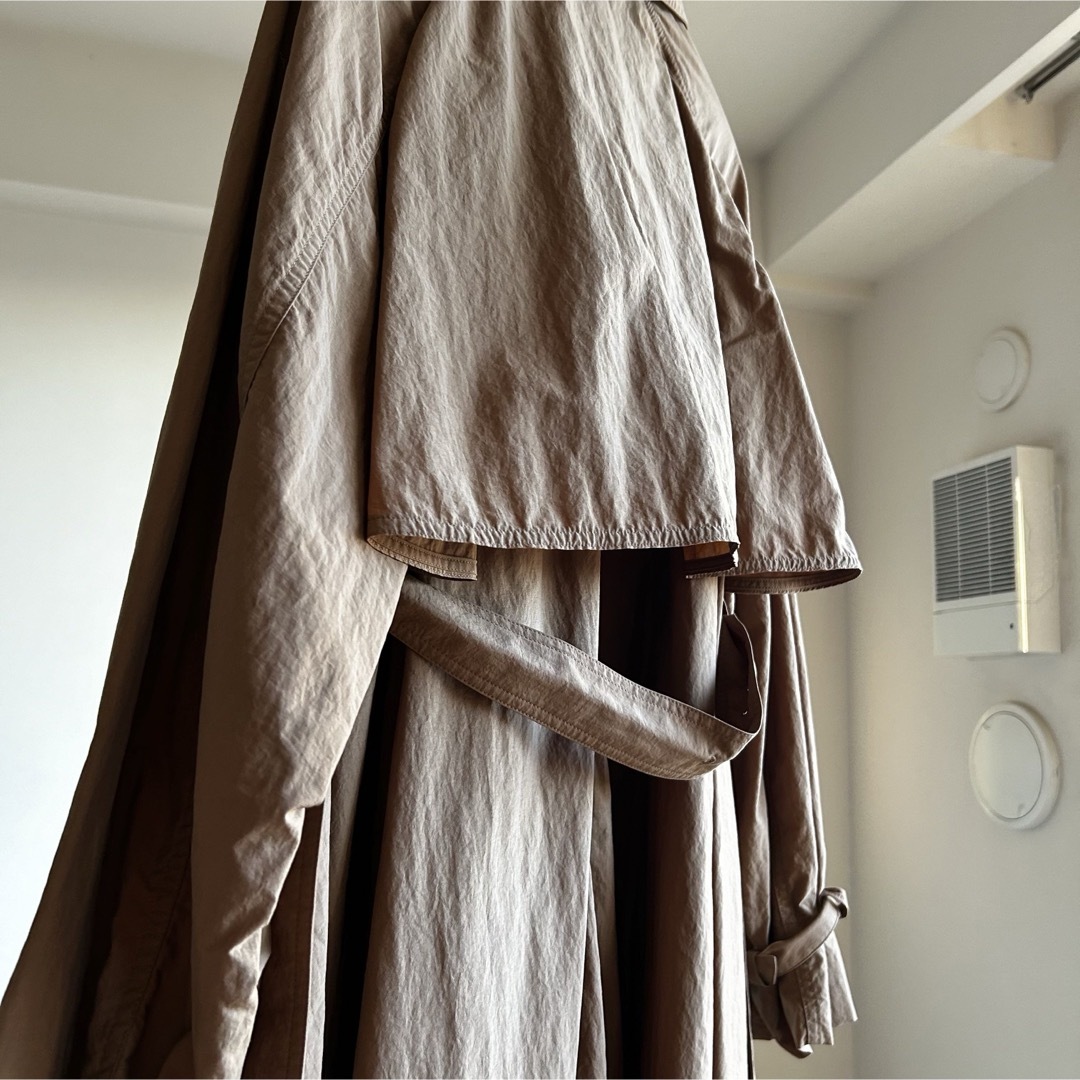 DEUXIEME CLASSE - 24SS HAUNT ハウント トレンチコート 大草 DEUXIEME CLASSE - 24SS HAUNT ハウント トレンチコート 大草