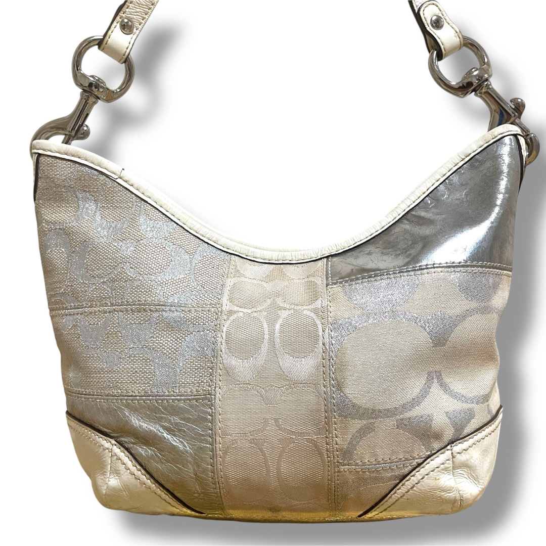 COACH - 美品 コーチ ショルダーバッグ 肩掛け アクセサリー COACH - 美品 コーチ ショルダーバッグ 肩掛け アクセサリー