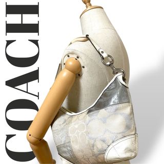 COACH - 美品 コーチ ショルダーバッグ 肩掛け アクセサリー COACH - 美品 コーチ ショルダーバッグ 肩掛け アクセサリー