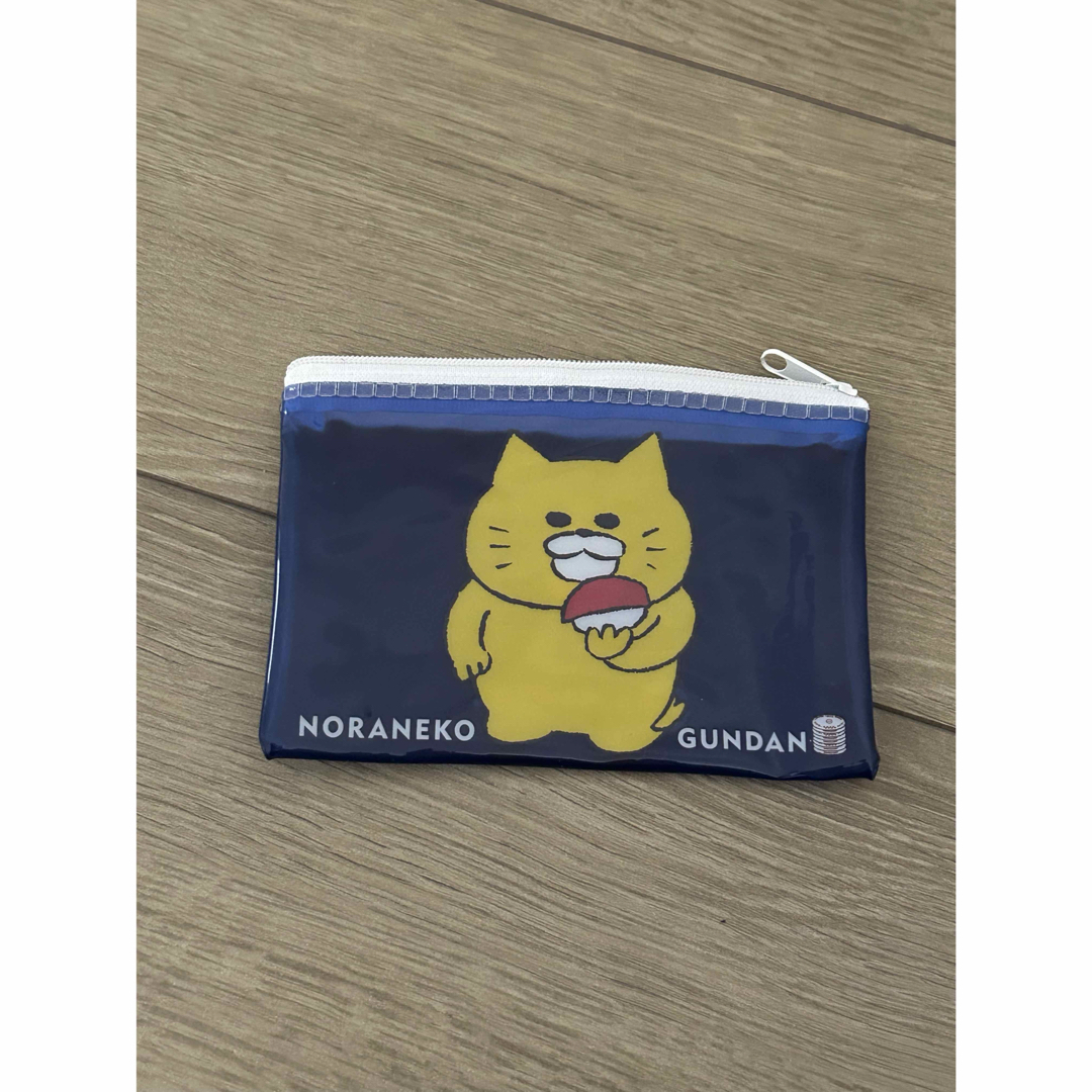 ノラネコぐんだん×スシロー コラボ限定 ファスナーポーチ エンタメ/ホビーのおもちゃ/ぬいぐるみ(キャラクターグッズ)の商品写真