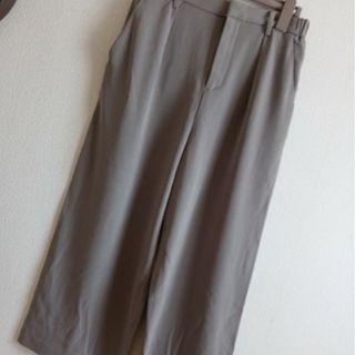 UNIQLO - 【タイムセール中】ユニクロ アンクルパンツ UNIQLO - 【タイムセール中】ユニクロ アンクルパンツ