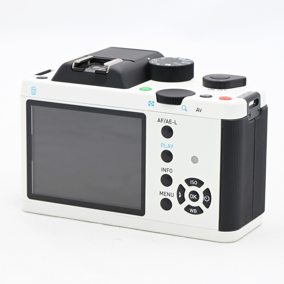 PENTAX - PENTAX K-01 ボディ ホワイト ブラックの通販 by PENTAX - PENTAX K-01 ボディ ホワイト ブラックの通販 by