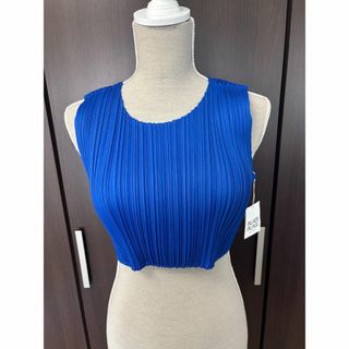 PLEATS PLEASE ISSEY MIYAKE(Tシャツ(半袖/袖なし))のフリマ PLEATS PLEASE ISSEY MIYAKE(Tシャツ(半袖/袖なし))のフリマ