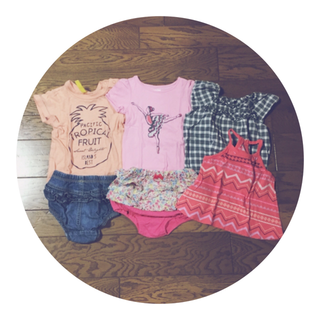 babyGAP(ベビーギャップ)の女の子ロンパース 80 キッズ/ベビー/マタニティのベビー服(~85cm)(ロンパース)の商品写真