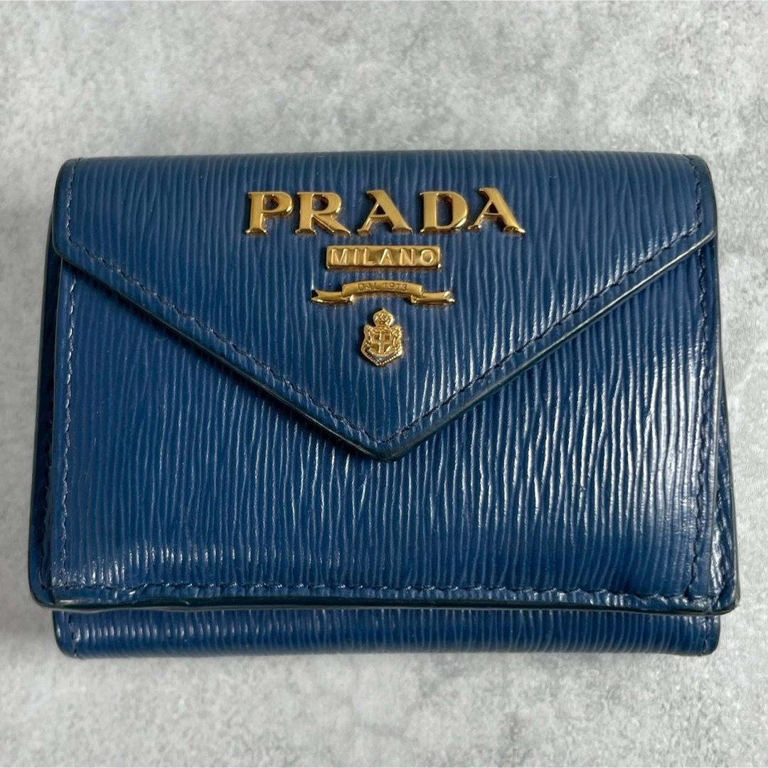 PRADA - 【極美品 箱付き】プラダ 三つ折り 財布 ヴィッテロ PRADA - 【極美品 箱付き】プラダ 三つ折り 財布 ヴィッテロ