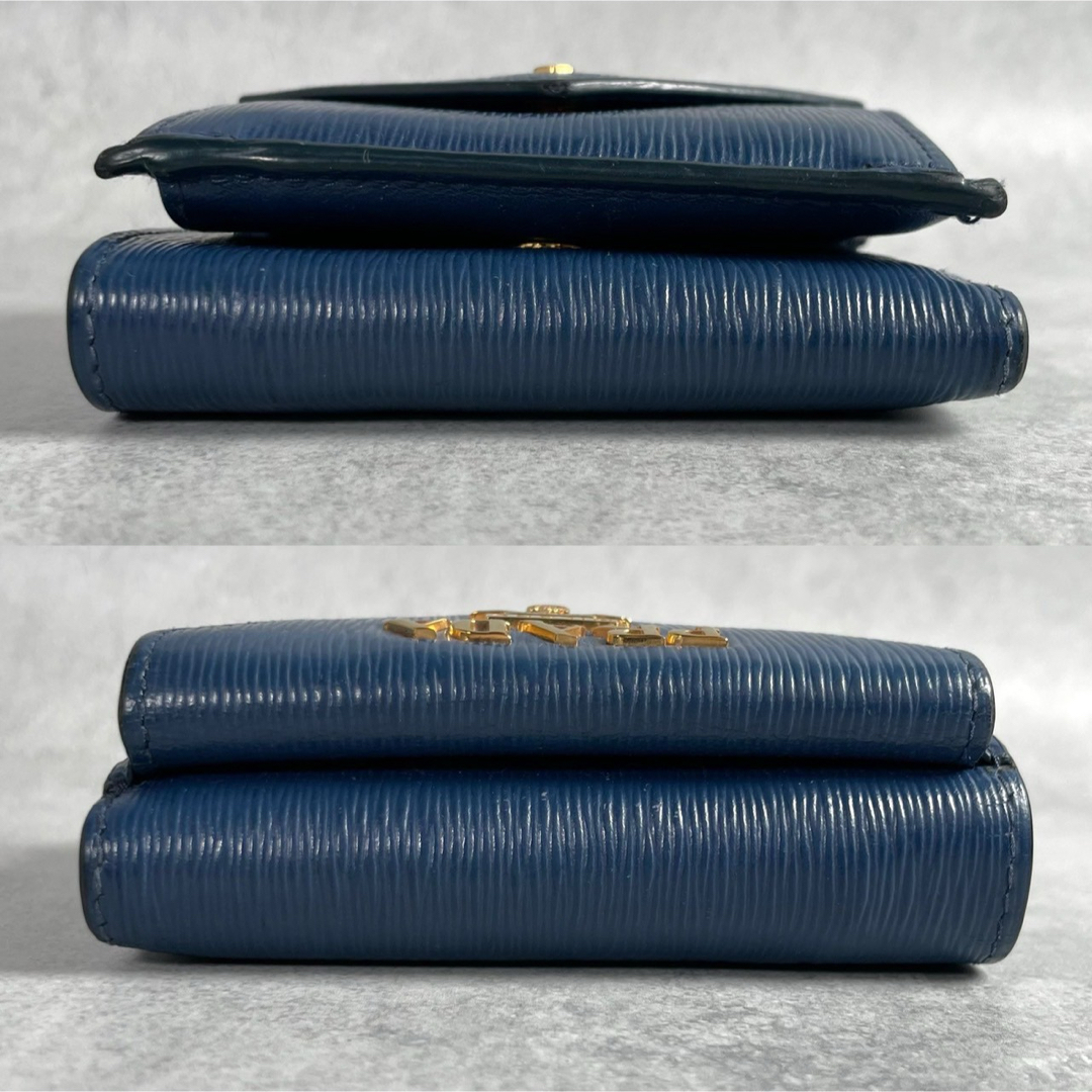 PRADA - 【極美品 箱付き】プラダ 三つ折り 財布 ヴィッテロ PRADA - 【極美品 箱付き】プラダ 三つ折り 財布 ヴィッテロ