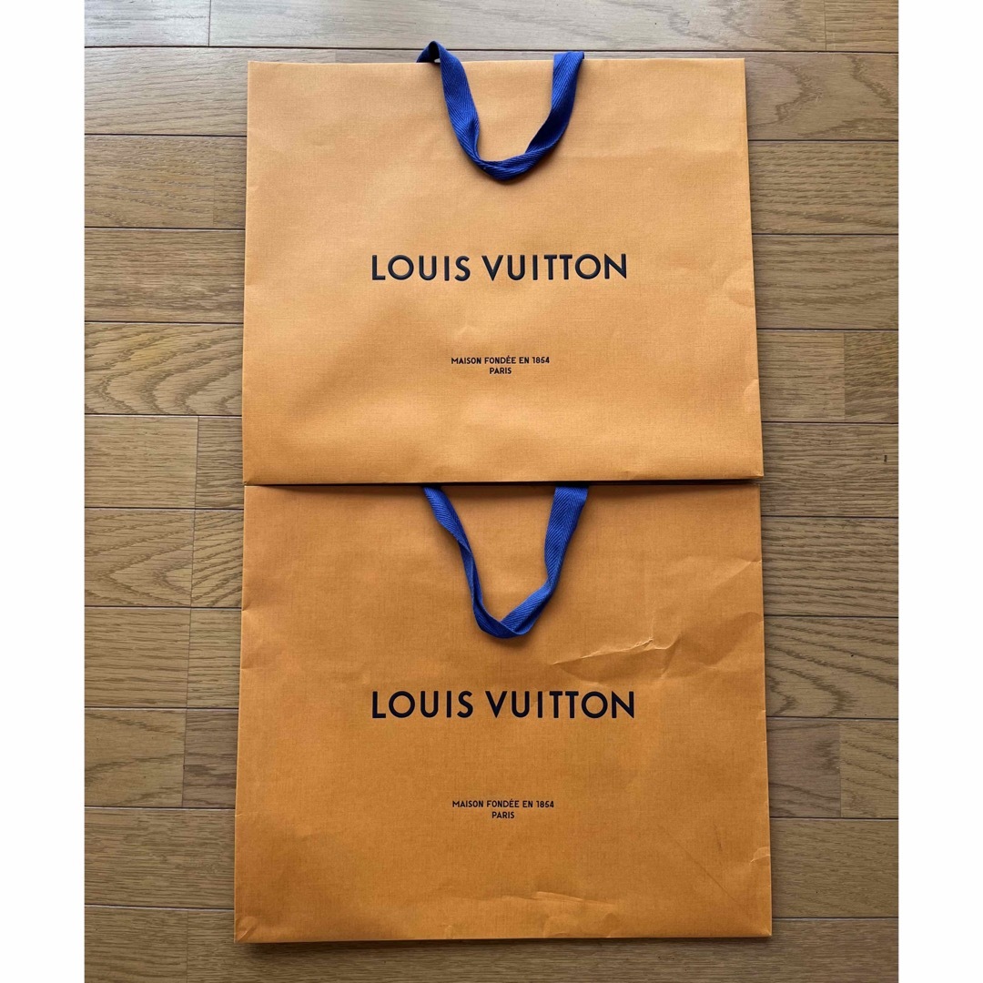 LOUIS VUITTON - ブランド 紙袋の通販 by あすか|ルイヴィトン LOUIS VUITTON - ブランド 紙袋の通販 by あすか|ルイヴィトン