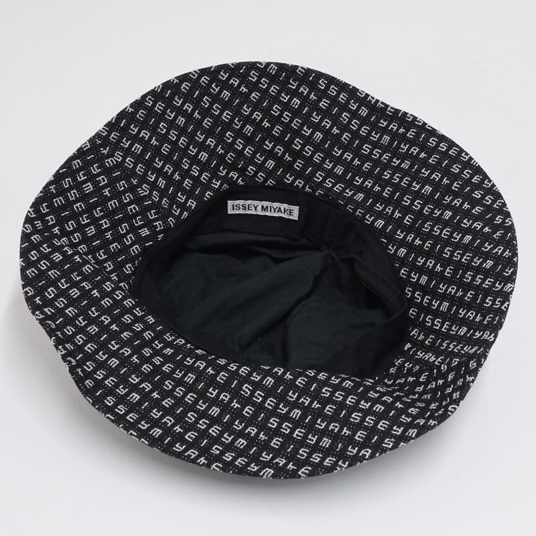 mont bell - ISSEY MIYAKE イッセイミヤケ 総柄ハット USED美品 mont bell - ISSEY MIYAKE イッセイミヤケ 総柄ハット USED美品