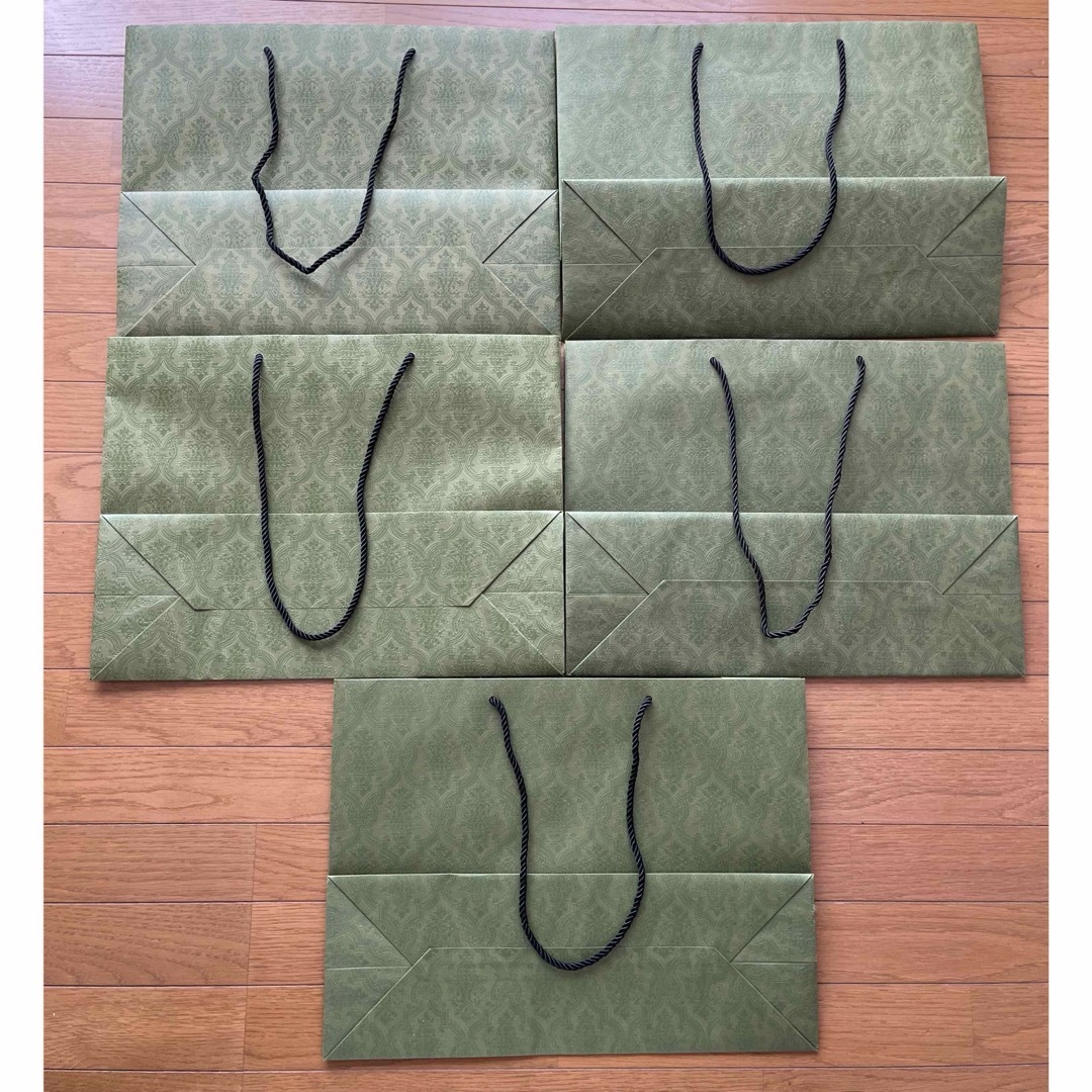 GUCCI - ブランド 紙袋の通販 by あすか|グッチならラクマ GUCCI - ブランド 紙袋の通販 by あすか|グッチならラクマ