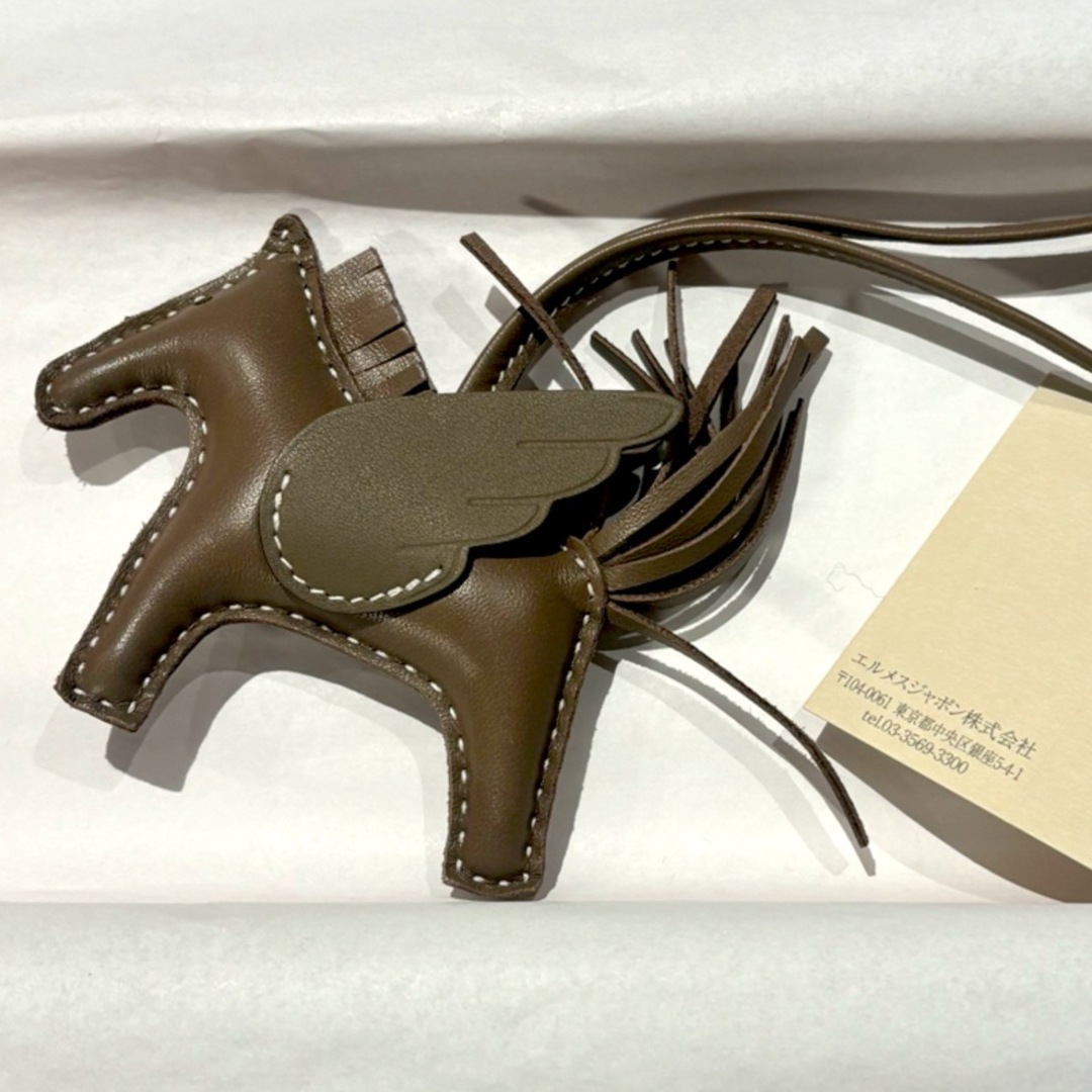 HERMES - 《新品》HERMES エルメス ペガサス pm エトゥープ 白 HERMES - 《新品》HERMES エルメス ペガサス pm エトゥープ 白