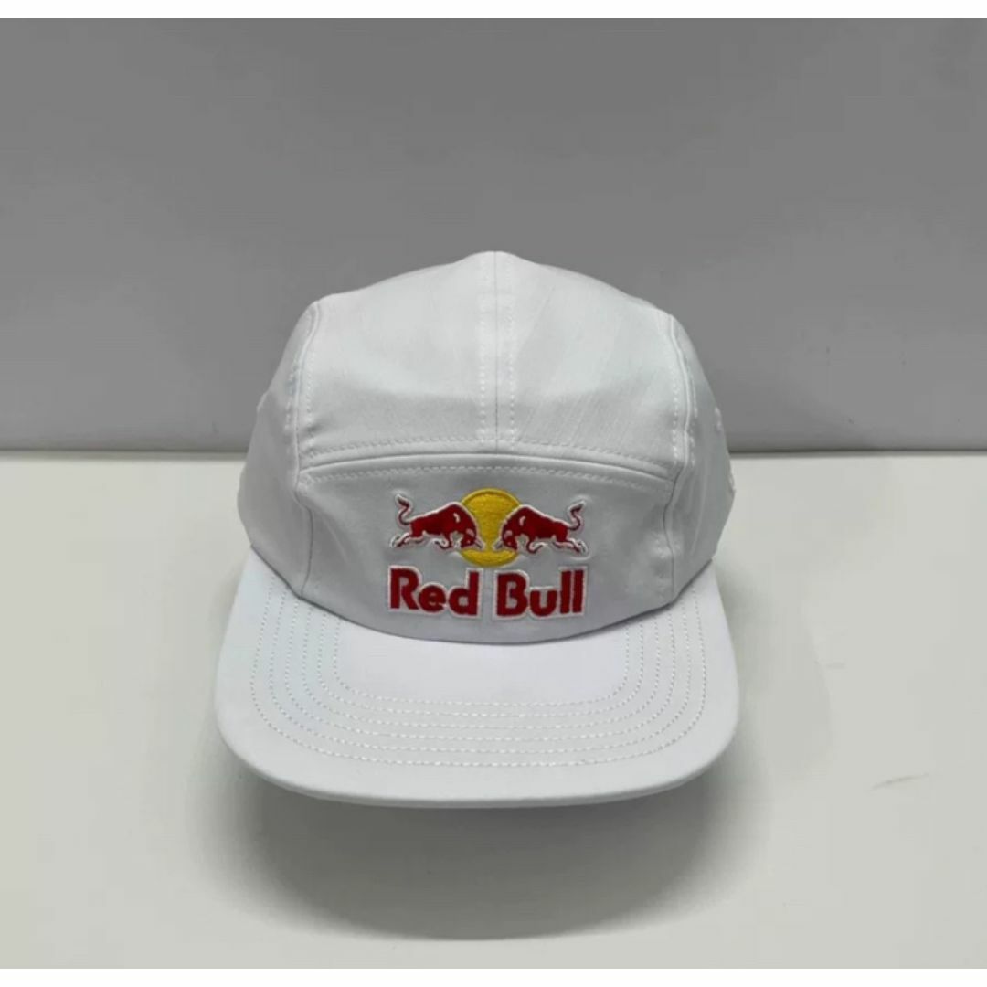 NEW ERA - red bull X NEW ERA キャップ ホワイト 刺繍の通販 by NEW ERA - red bull X NEW ERA キャップ ホワイト 刺繍の通販 by