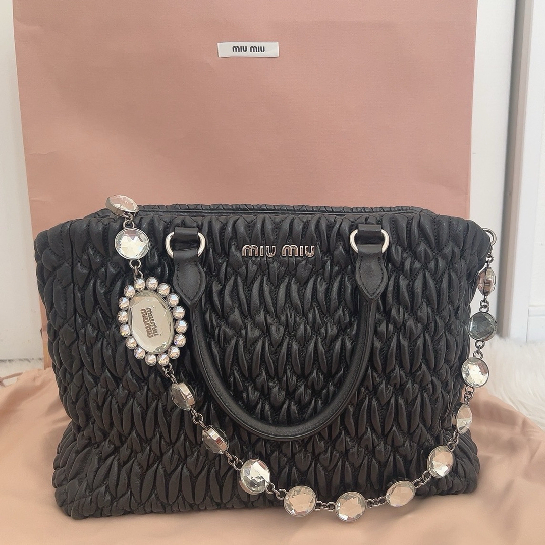 MIU MIU - MIUMIU🖤ྀིナッパクリスタル2WAYバッグの通販 by T,s MIU MIU - MIUMIU🖤ྀིナッパクリスタル2WAYバッグの通販 by T,s