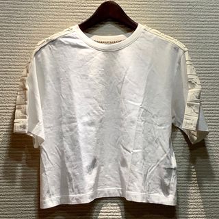FENDI(ショート ・ Tシャツ(半袖/袖なし))のフリマアイテム一覧 FENDI(ショート ・ Tシャツ(半袖/袖なし))のフリマアイテム一覧