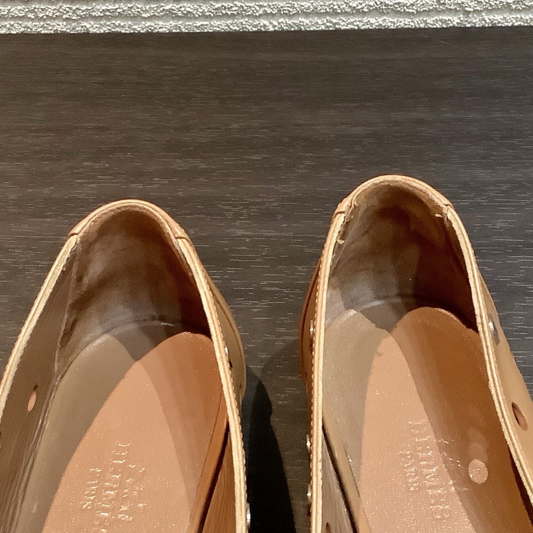 HERMES - エルメス HERMES セリエボタン パンチング フラット HERMES - エルメス HERMES セリエボタン パンチング フラット