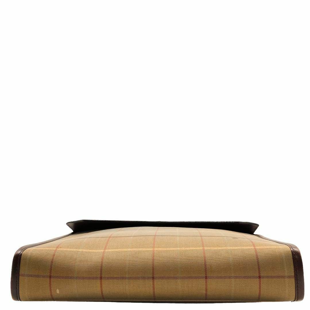 BURBERRY - BURBERRY ノバチェック クラッチバッグ 8055の通販 BURBERRY - BURBERRY ノバチェック クラッチバッグ 8055の通販