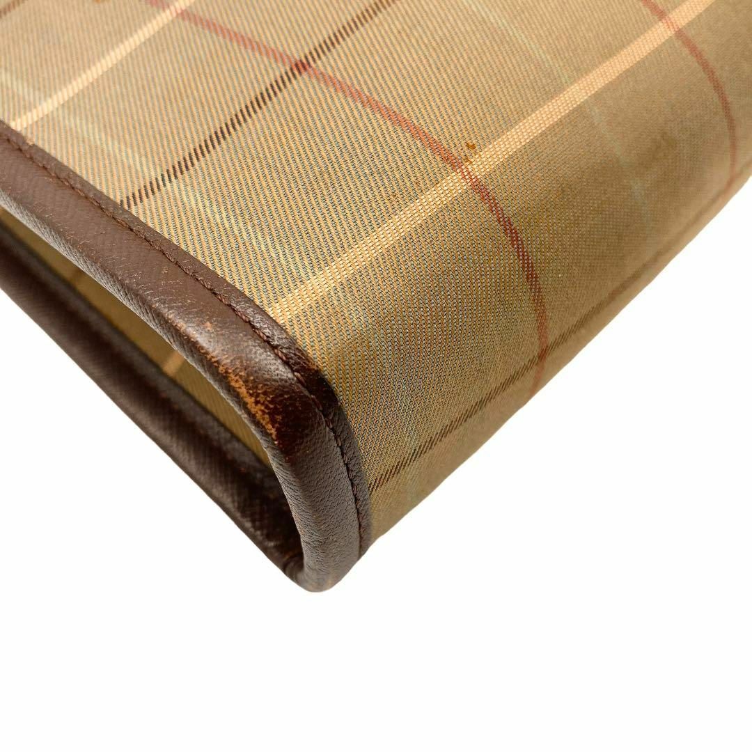 BURBERRY - BURBERRY ノバチェック クラッチバッグ 8055の通販 BURBERRY - BURBERRY ノバチェック クラッチバッグ 8055の通販