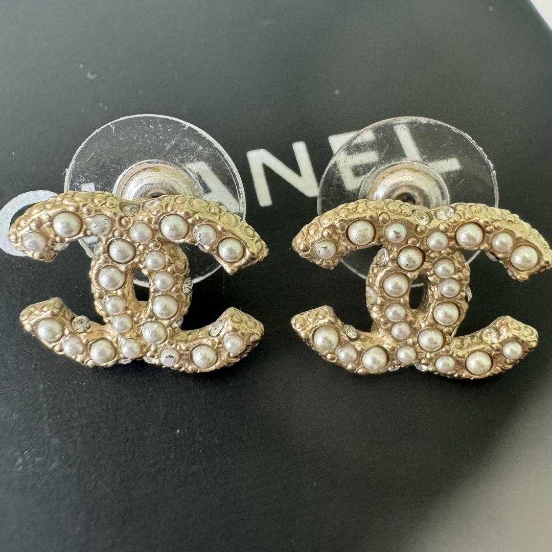 CHANEL - CHANEL シャネル パール ピアス の通販 by 鬼shop CHANEL - CHANEL シャネル パール ピアス の通販 by 鬼shop