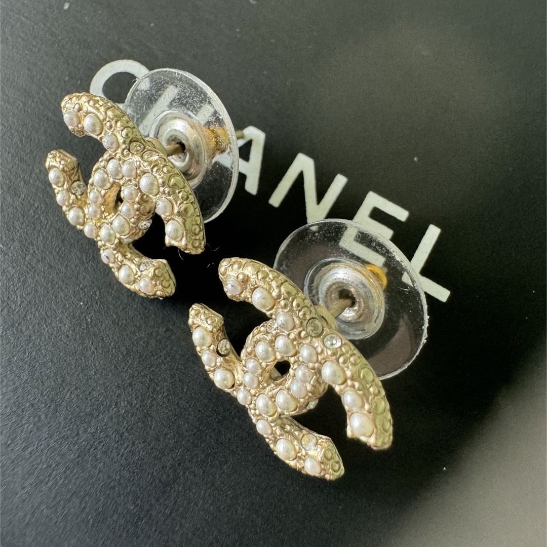 CHANEL - CHANEL シャネル パール ピアス の通販 by 鬼shop CHANEL - CHANEL シャネル パール ピアス の通販 by 鬼shop