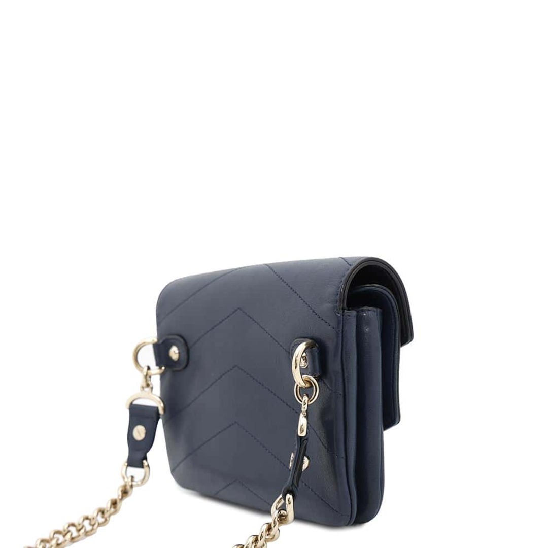 CHANEL - シャネル ウエストバッグ Vステッチ ココマーク ダブル CHANEL - シャネル ウエストバッグ Vステッチ ココマーク ダブル