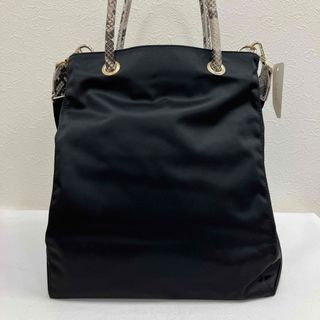 Russet(ショルダーバッグ ・ ブラック/黒色系)のフリマ Russet(ショルダーバッグ ・ ブラック/黒色系)のフリマ