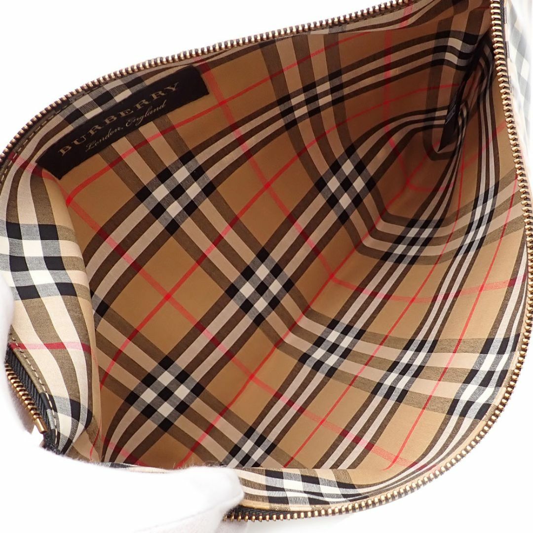 BURBERRY - 美品 バーバリー ハウスチェック クラッチバッグ BURBERRY - 美品 バーバリー ハウスチェック クラッチバッグ