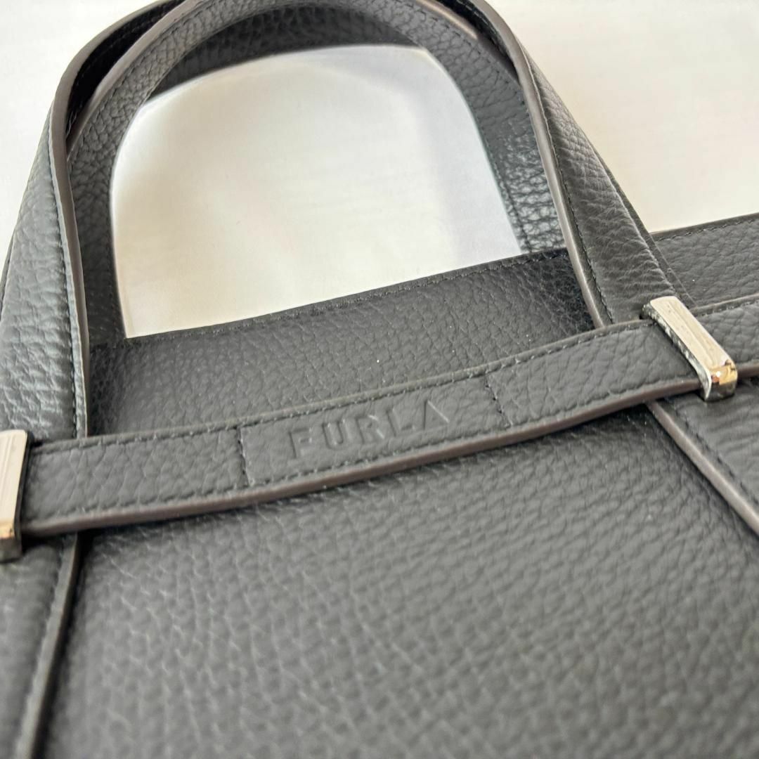FURLA - 極美品 フルラ Giove 2way レザー トートバッグ 手提げ FURLA - 極美品 フルラ Giove 2way レザー トートバッグ 手提げ
