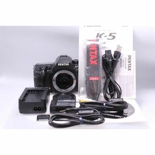 PENTAX - PENTAX K-30+レンズ3本 バッテリー2個、ストラップ付き PENTAX - PENTAX K-30+レンズ3本 バッテリー2個、ストラップ付き