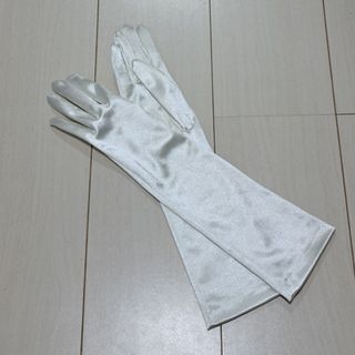 ウエディンググローブ　肘下　オフホワイト