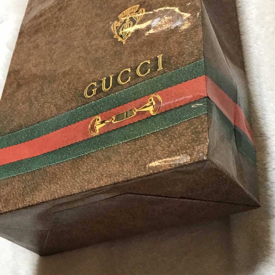 GUCCI - 【昭和レトロ】GUCCIショップ 紙袋2個の通販 by おれ GUCCI - 【昭和レトロ】GUCCIショップ 紙袋2個の通販 by おれ