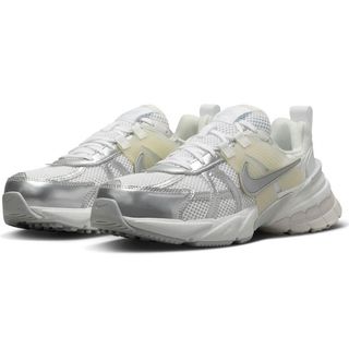 未使用】SUPERB CANDY スニーカー 厚底 23〜23.5の通販 by かむ 未使用】SUPERB CANDY スニーカー 厚底 23〜23.5の通販 by かむ