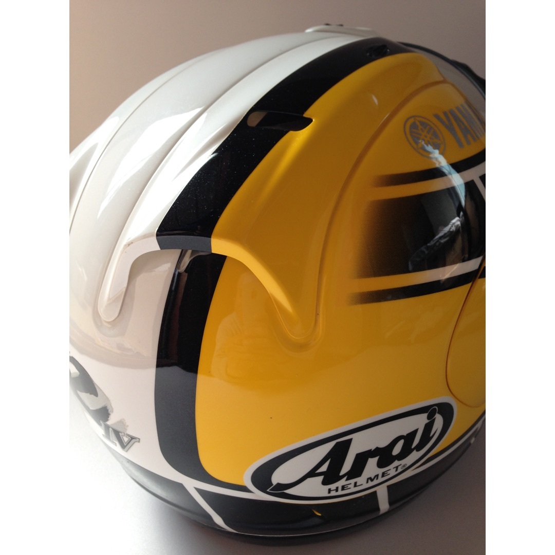 Arai - Arai ヘルメット RX-7 RR4 YAMAHA インターカラー Arai - Arai ヘルメット RX-7 RR4 YAMAHA インターカラー