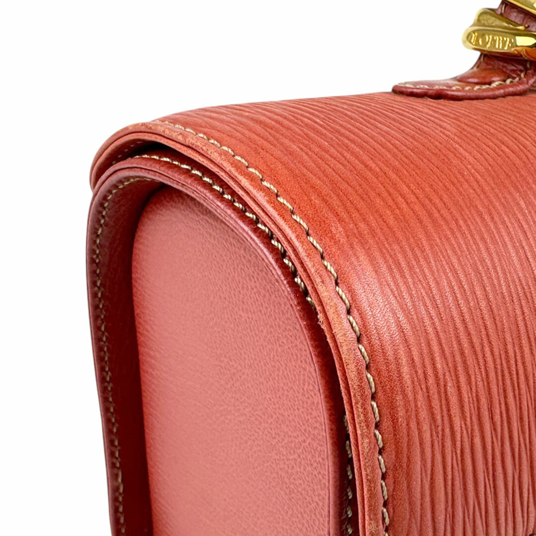 LOEWE - ロエベ LOEWE ハンドバッグ レザー/メタル レッド LOEWE - ロエベ LOEWE ハンドバッグ レザー/メタル レッド