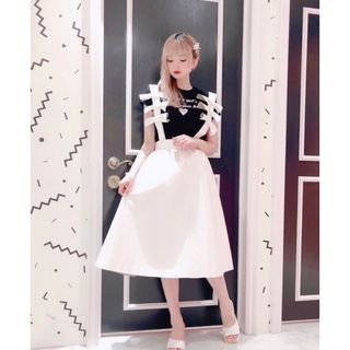 lilLilly - lilLilly バックリボンデニムワンピース ホワイトの lilLilly - lilLilly バックリボンデニムワンピース ホワイトの