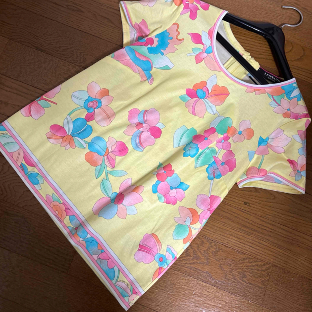 LEONARD - 美品 レオナール 半袖Tシャツ 38の通販 by エルザ's LEONARD - 美品 レオナール 半袖Tシャツ 38の通販 by エルザ's