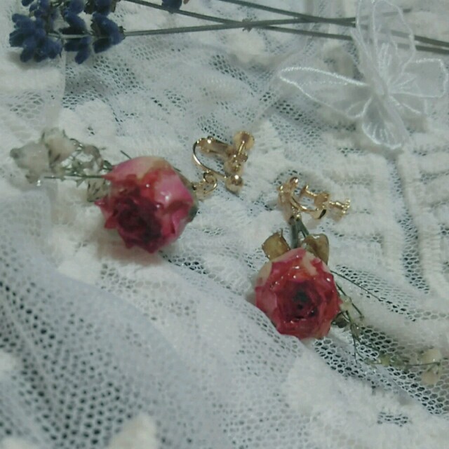 flower(フラワー)のrose *° earring ハンドメイドのアクセサリー(イヤリング)の商品写真