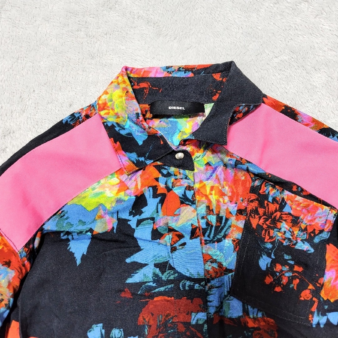 DIESEL(ディーゼル)のDIESEL　ディーゼル　長袖　シャツ　総柄　レディース　XS レディースのトップス(シャツ/ブラウス(長袖/七分))の商品写真