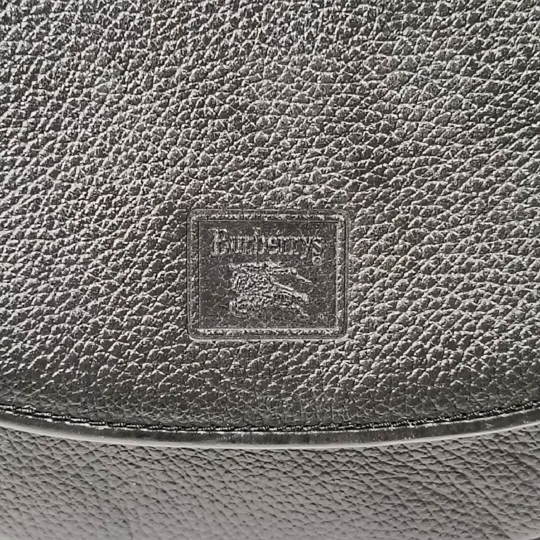 BURBERRY - 美品 正規品 バーバリー ショルダーバッグ ノバ BURBERRY - 美品 正規品 バーバリー ショルダーバッグ ノバ