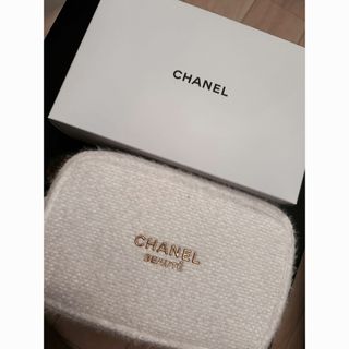 CHANEL(ポーチ ・ ホワイト/白色系)のフリマアイテム一覧 CHANEL(ポーチ ・ ホワイト/白色系)のフリマアイテム一覧
