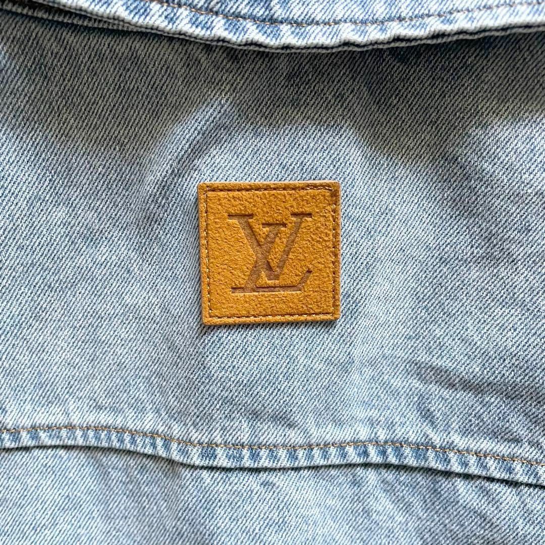 LOUIS VUITTON - 極美品 現行モデル ルイヴィトン デニムシャツ LOUIS VUITTON - 極美品 現行モデル ルイヴィトン デニムシャツ