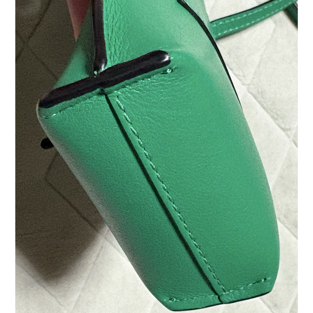 LOEWE - ロエベ エレファントポケット ポーチ ショルダーバッグ LOEWE - ロエベ エレファントポケット ポーチ ショルダーバッグ