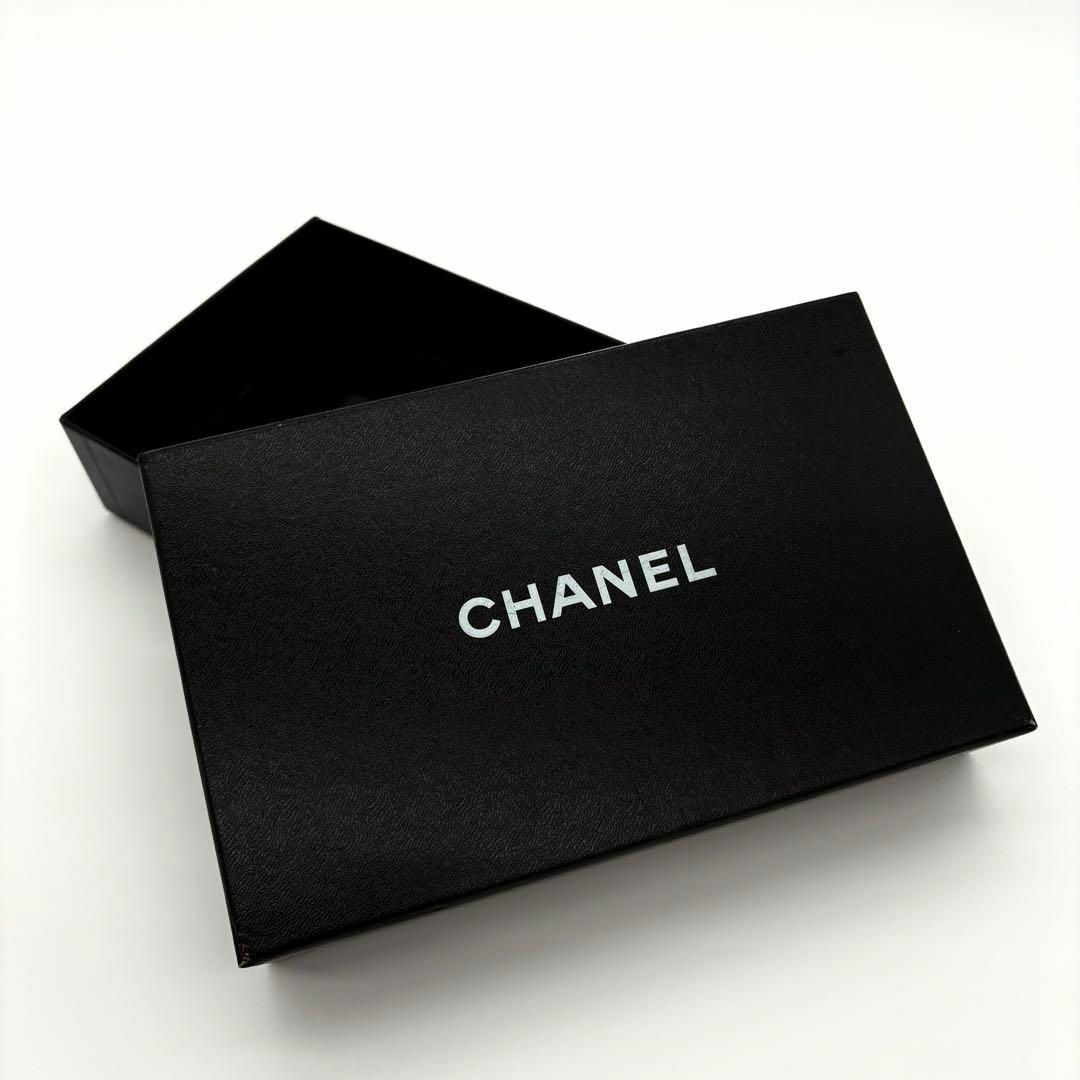CHANEL - シャネル 長財布 Wホック エナメル パテント カメリア CHANEL - シャネル 長財布 Wホック エナメル パテント カメリア