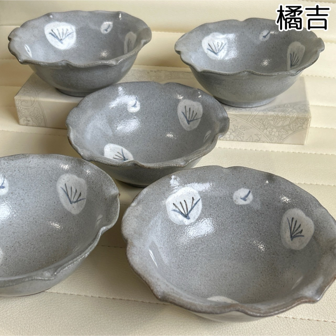 たち吉 - たち吉 土物 小鉢揃 5枚セット 輪花鉢 煮物鉢 椿 多用 たち吉 - たち吉 土物 小鉢揃 5枚セット 輪花鉢 煮物鉢 椿 多用
