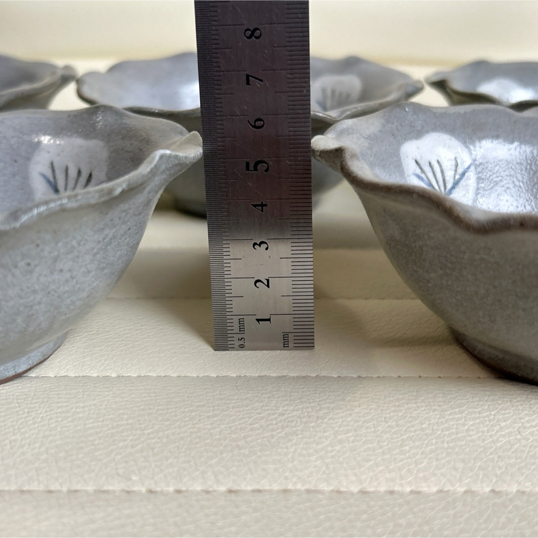たち吉 - たち吉 土物 小鉢揃 5枚セット 輪花鉢 煮物鉢 椿 多用 たち吉 - たち吉 土物 小鉢揃 5枚セット 輪花鉢 煮物鉢 椿 多用