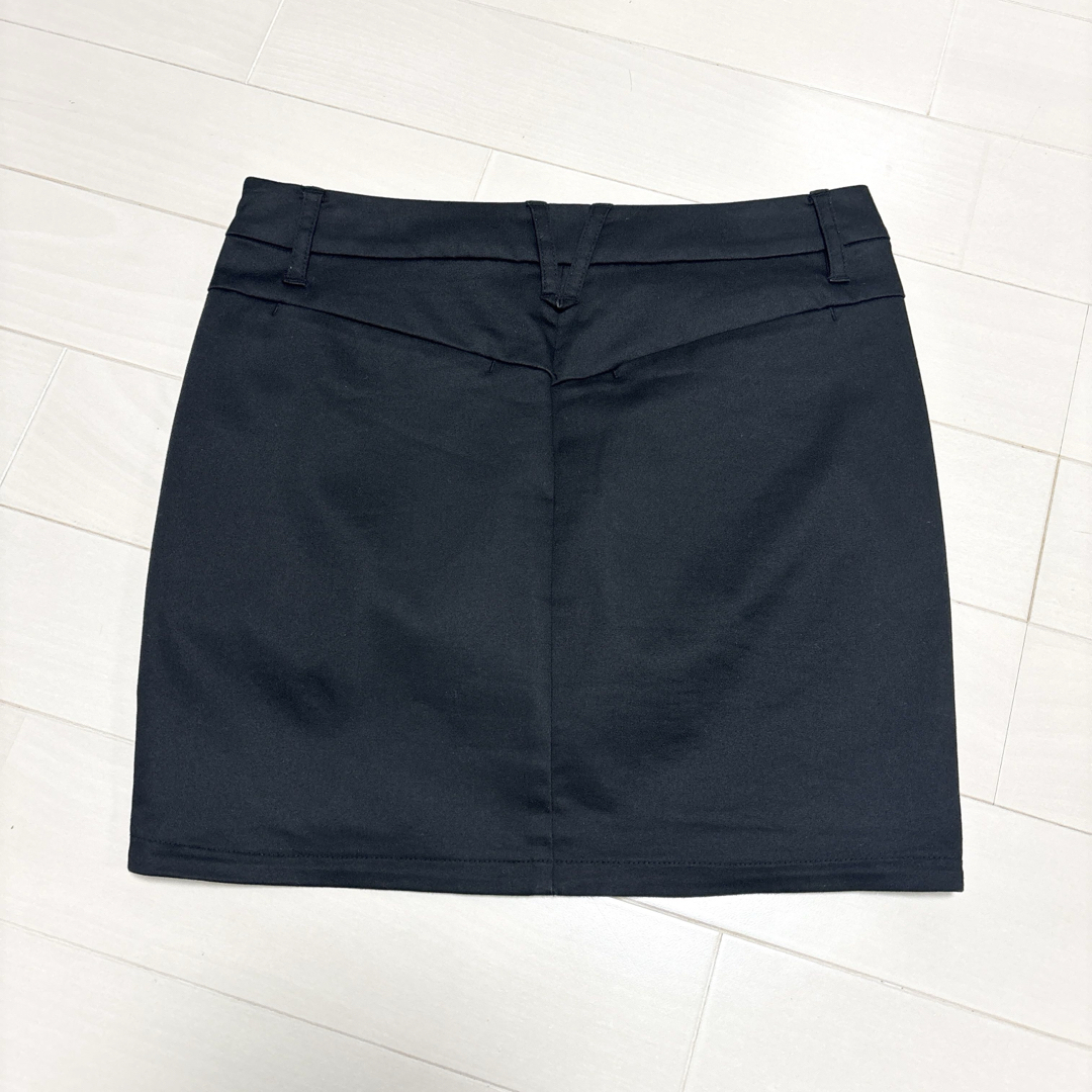 DESCENTE - デサントゴルフ はっ水 インナーパンツ付 スカート DESCENTE - デサントゴルフ はっ水 インナーパンツ付 スカート